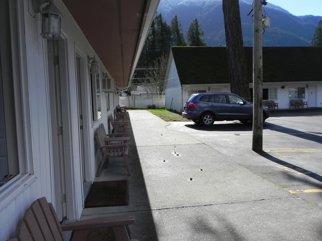 Skagit Motel Hope Ngoại thất bức ảnh